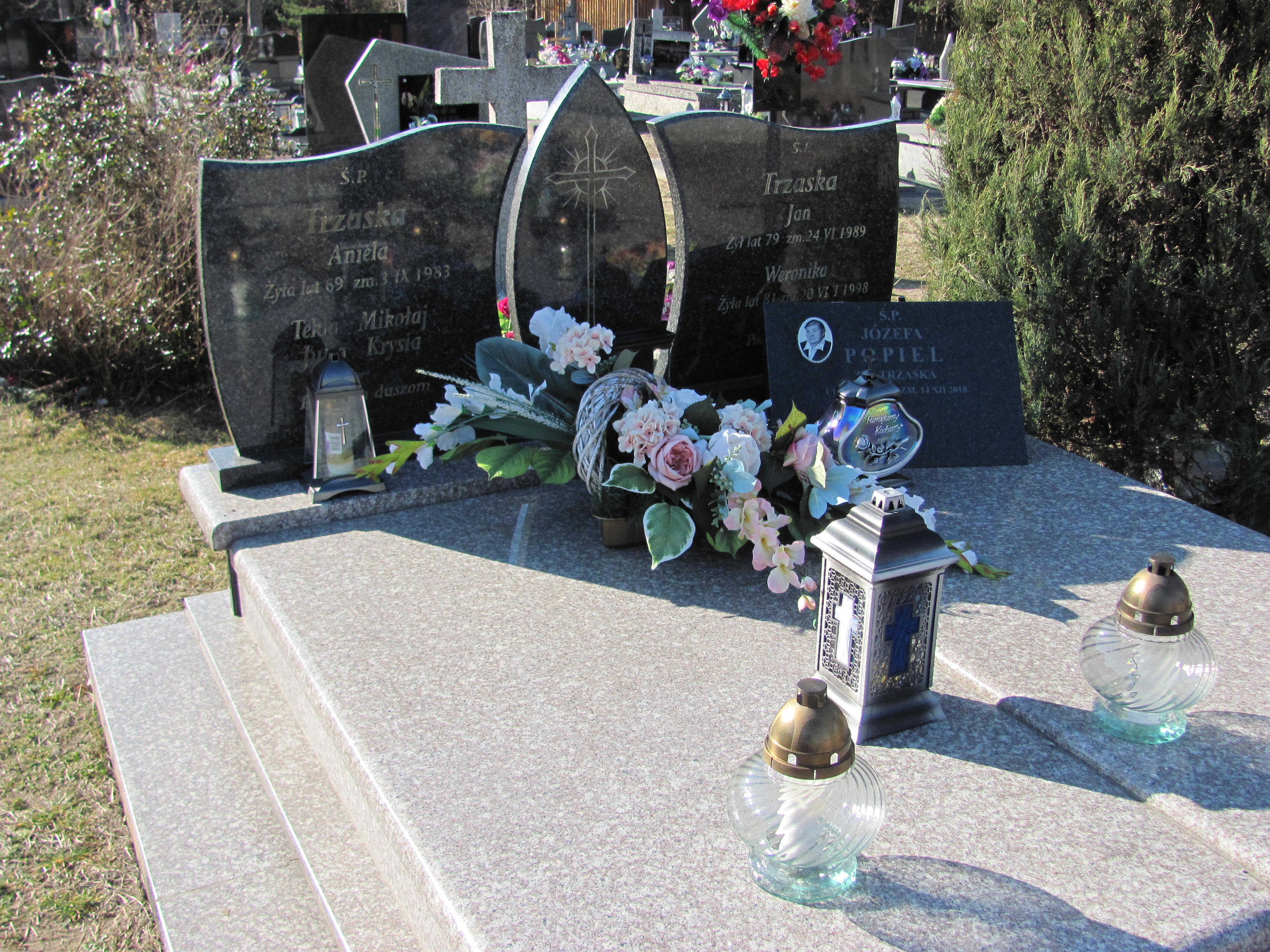 Grób Marian Popiel